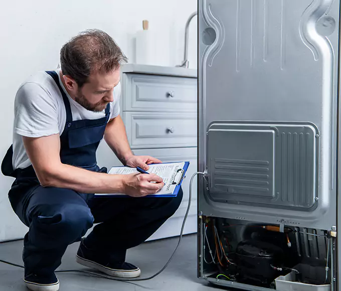 Why Winston-Salem, NC Homeowners Choose Winston-Salem Appliance Pro for Refrigerator Leak Repair?
